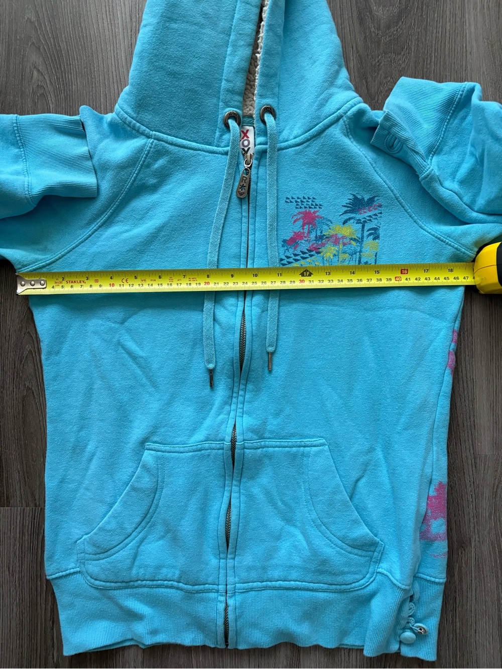 Y2K Roxy Turquoise Hoodie with Tropical Design - Picture 4 of 5